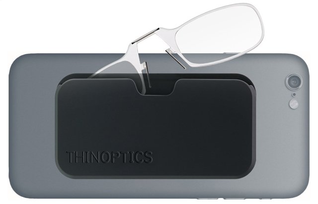 Les ThinOptics se collent partout, vont partout avec des lunettes de lecture