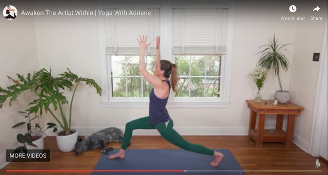 Le meilleur yoga en ligne pour la famille : Yoga avec Adriene