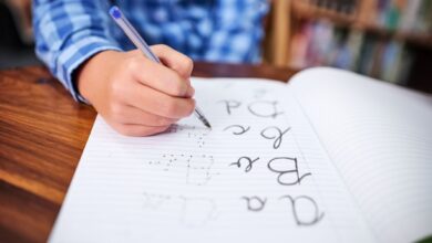 Polices d'impression et d'écriture cursive pour les éducateurs