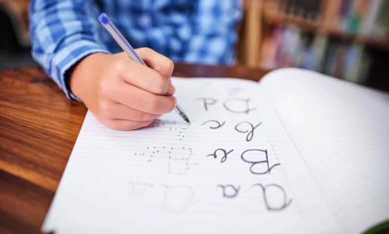 Polices d'impression et d'écriture cursive pour les éducateurs