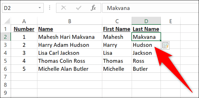 Noms de famille séparés dans Excel.