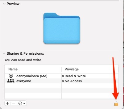Capture d'écran pointant vers le cadenas dans Mac afin que les utilisateurs puissent mettre à jour leurs autorisations
