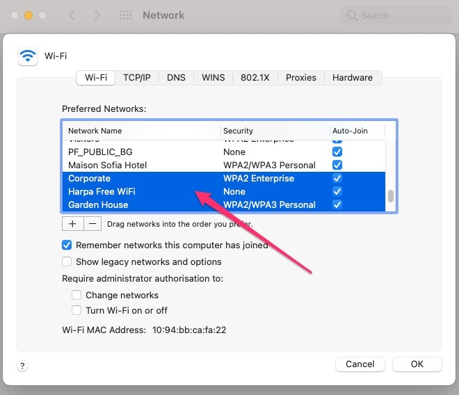 Capture d'écran montrant comment oublier plusieurs réseaux Wi-Fi sur Mac