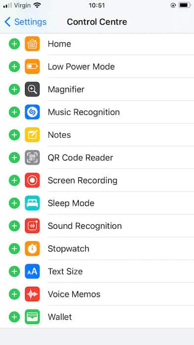 Vous pouvez ajouter Shazam "Reconnaissance musicale" service au centre de contrôle. 