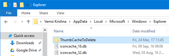 black-background-file-explorer-thumbcache-folder