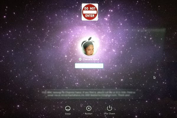 Loginox en action : une nouvelle image d'arrière-plan et un nouveau logo pour l'écran de connexion Mac OS X.